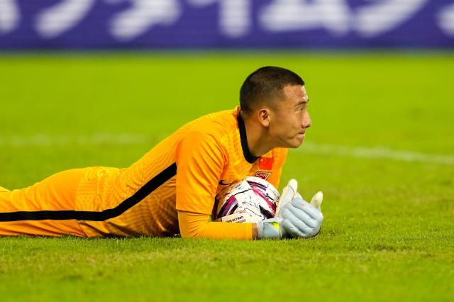 加拿大28-韩佳奇成东亚杯亮点 选拔队球员接班国足还需磨炼